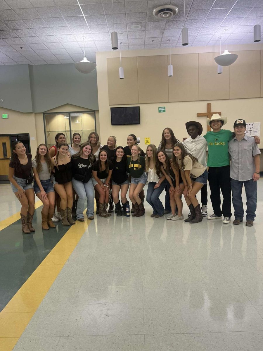 BMCHS Hosts Line Dancing Professional Sarah B Dancin'