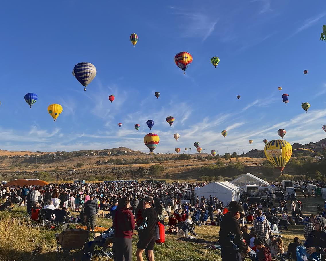 Reno Locals Wake Up Early as Balloons Fill the Sky
