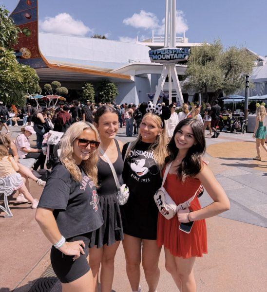 Seniors Celebrate At Grad Nite!